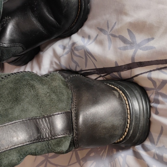 UGG Black Winter & Rain Boots - Picture 5 of 6